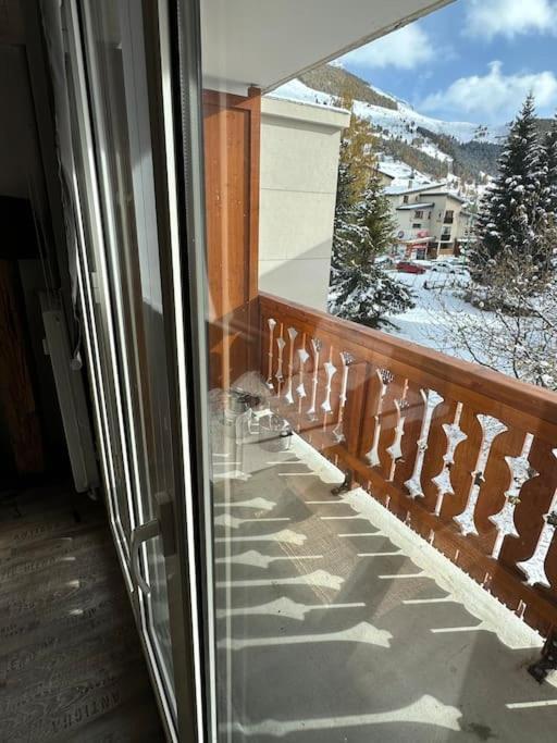 شقة Au Myosotis, Cosy Au Pied Des Pistes Avec Vue Et Coeur De Station لو دوز آلب المظهر الخارجي الصورة